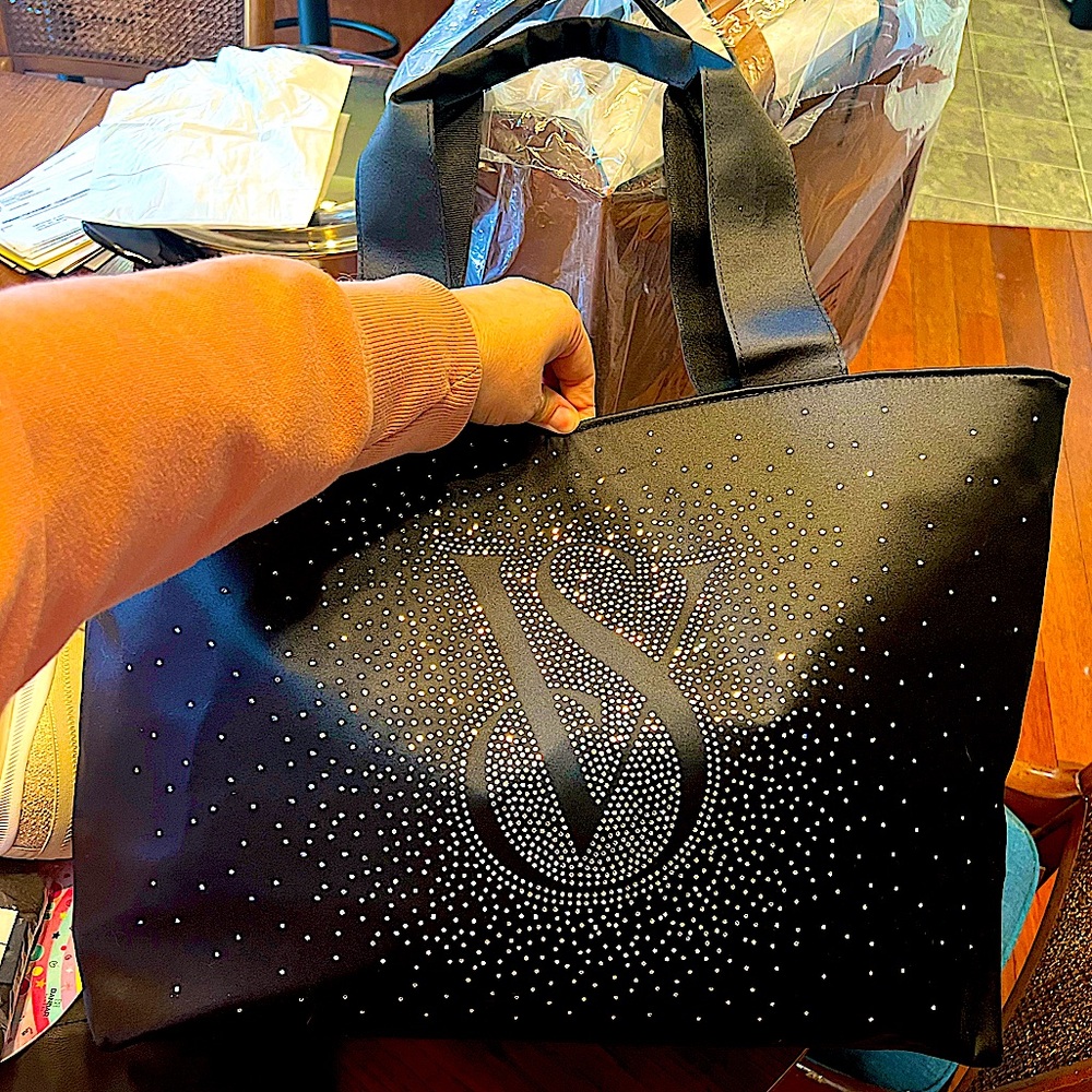 Victoria's Secret large Black zip travel Tote Bag